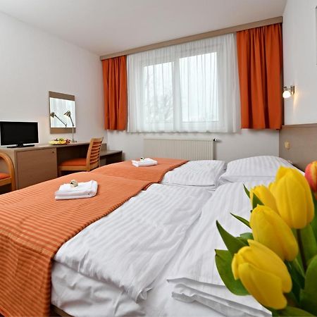 Lh Parkhotel Hluboka Nad Vltavou Congress & Wellness Hluboká nad Vltavou Exterior foto