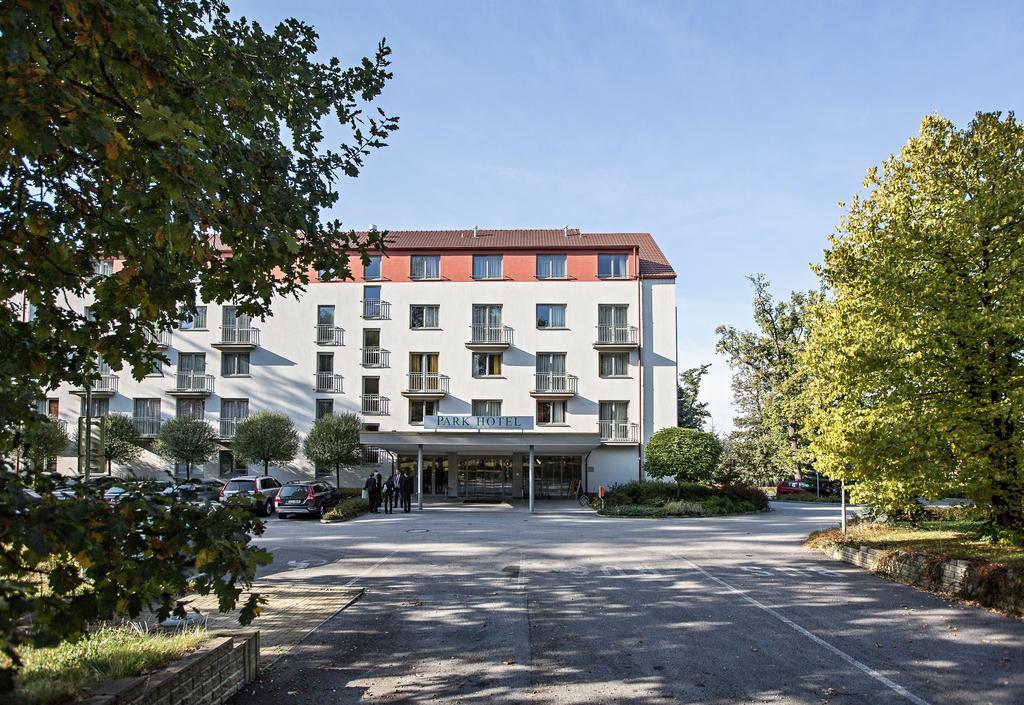 Lh Parkhotel Hluboka Nad Vltavou Congress & Wellness Hluboká nad Vltavou Exterior foto