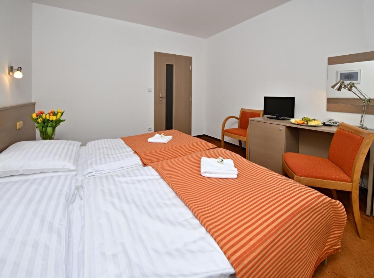 Lh Parkhotel Hluboka Nad Vltavou Congress & Wellness Hluboká nad Vltavou Exterior foto