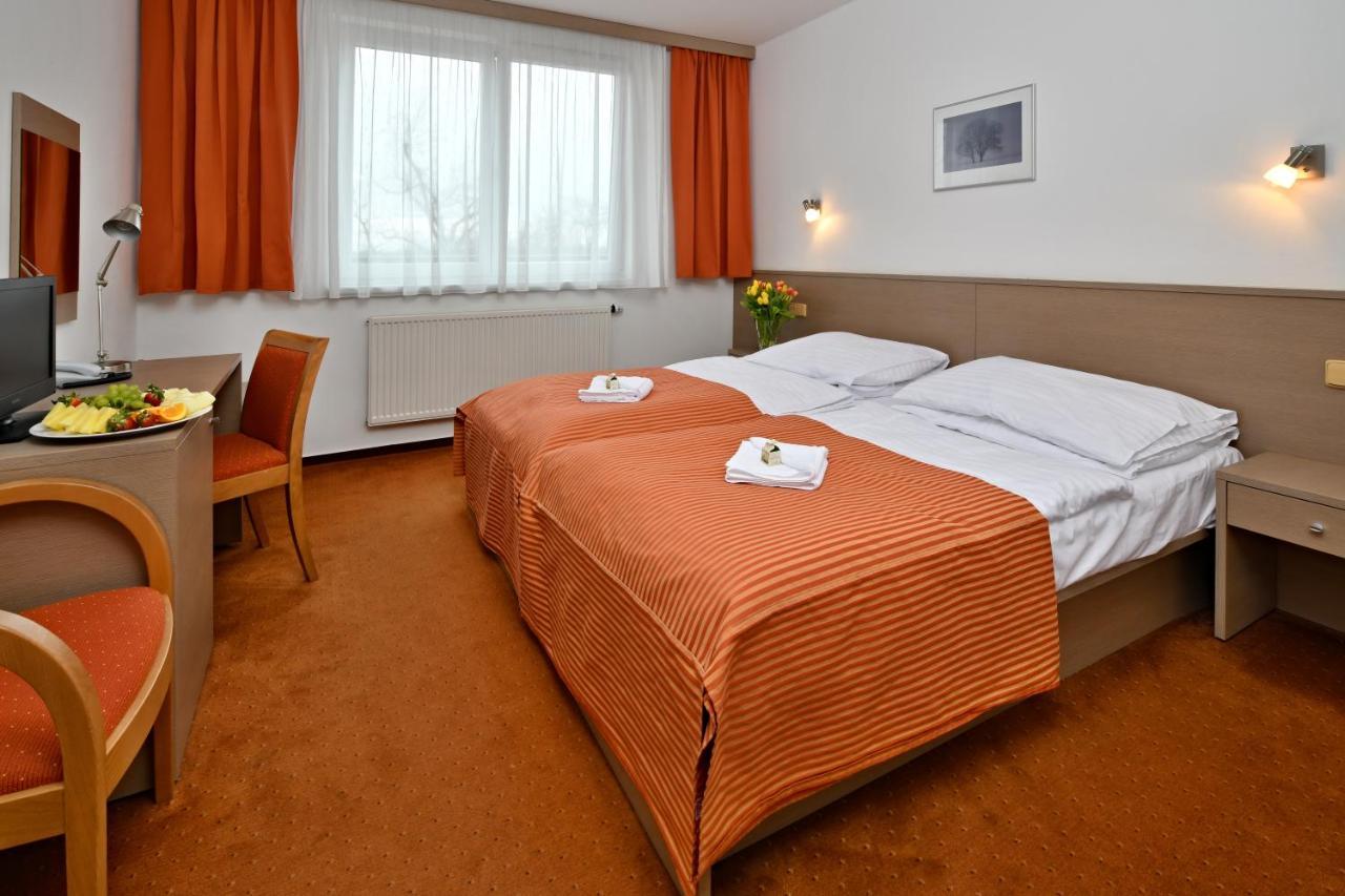 Lh Parkhotel Hluboka Nad Vltavou Congress & Wellness Hluboká nad Vltavou Exterior foto