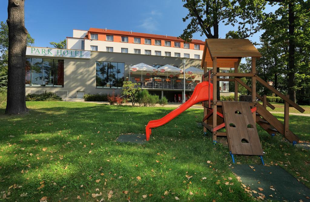 Lh Parkhotel Hluboka Nad Vltavou Congress & Wellness Hluboká nad Vltavou Exterior foto